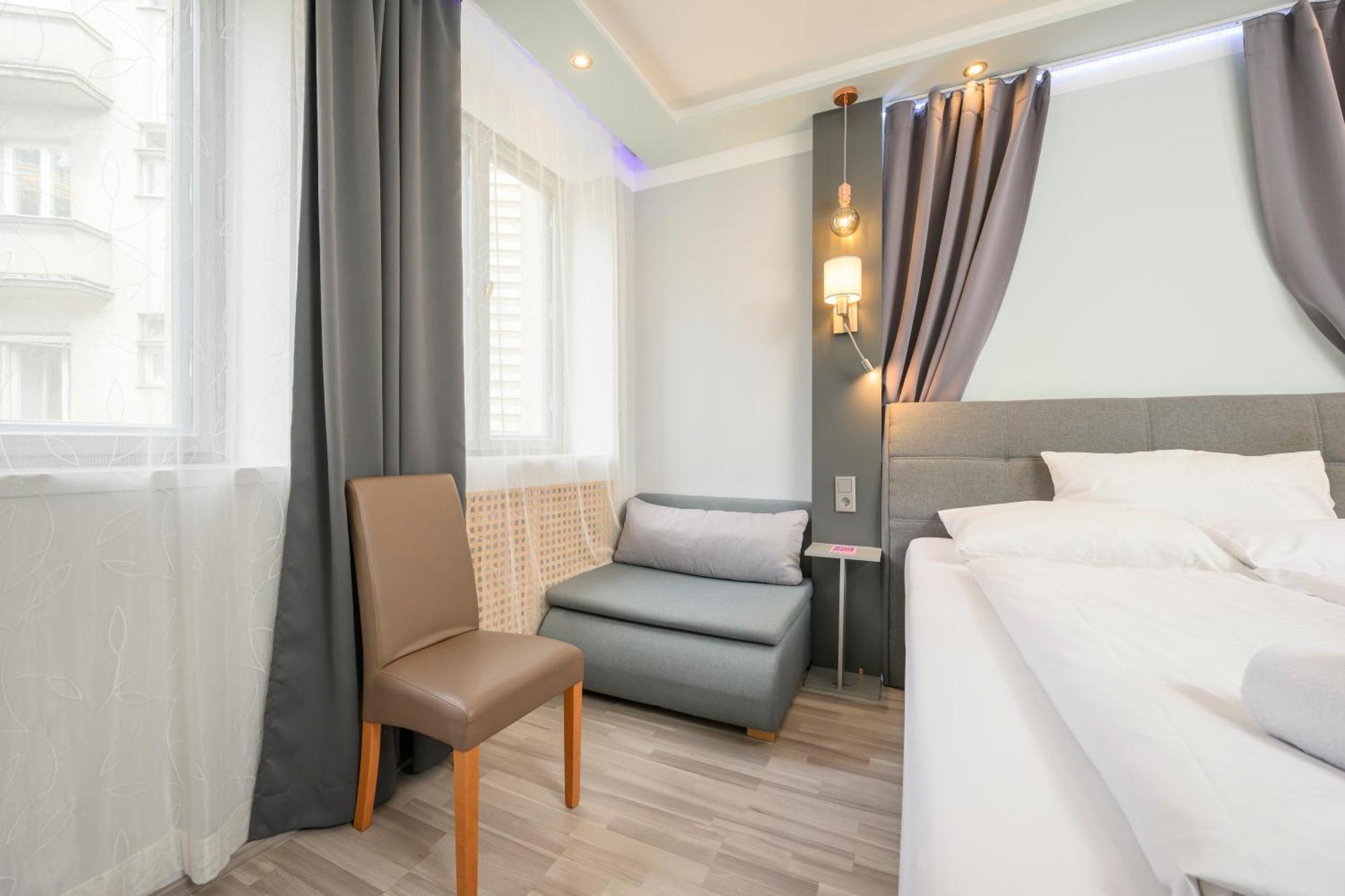Elegance Palais Palffy Apartments Wenen Buitenkant foto