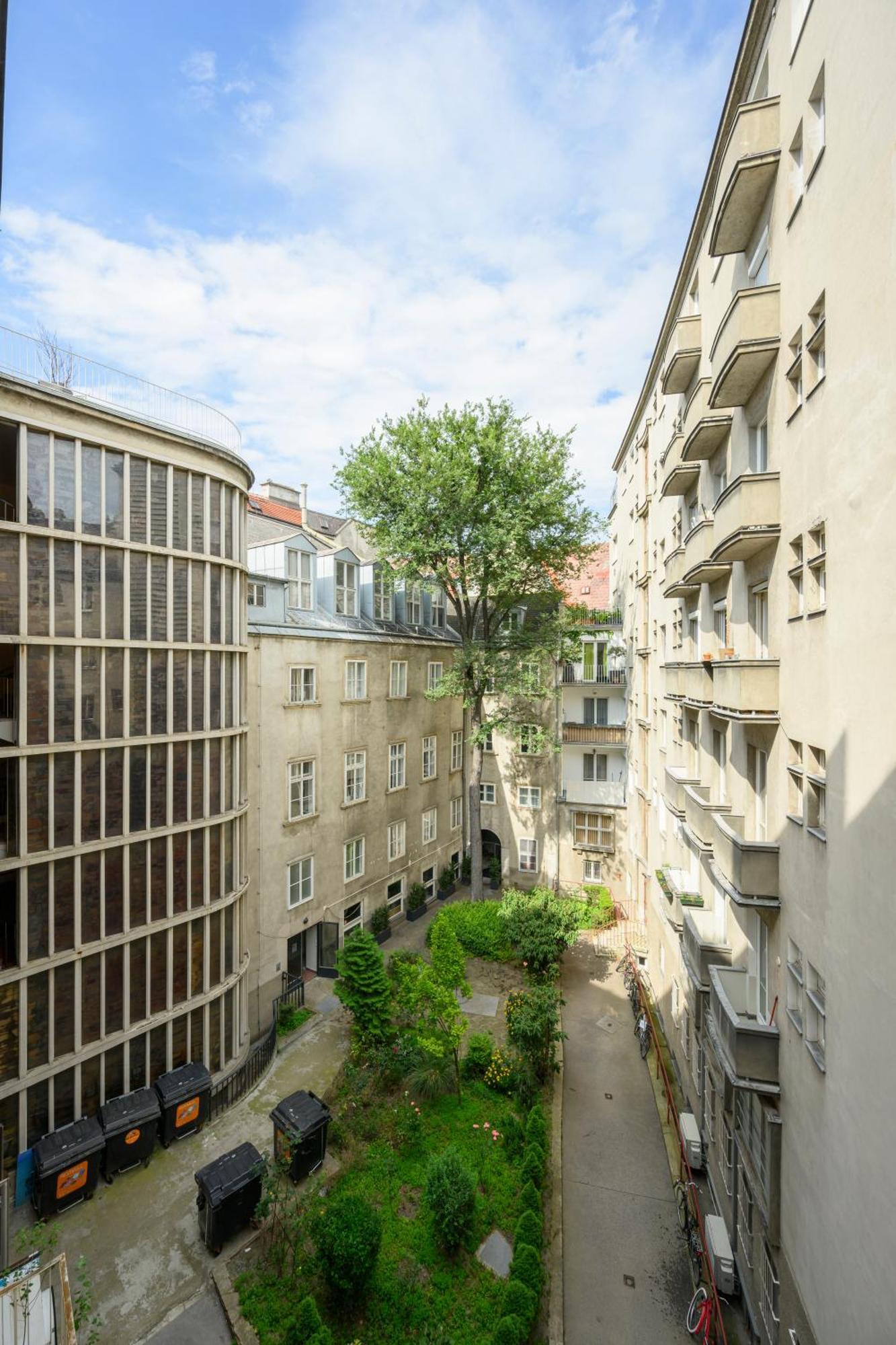 Elegance Palais Palffy Apartments Wenen Buitenkant foto